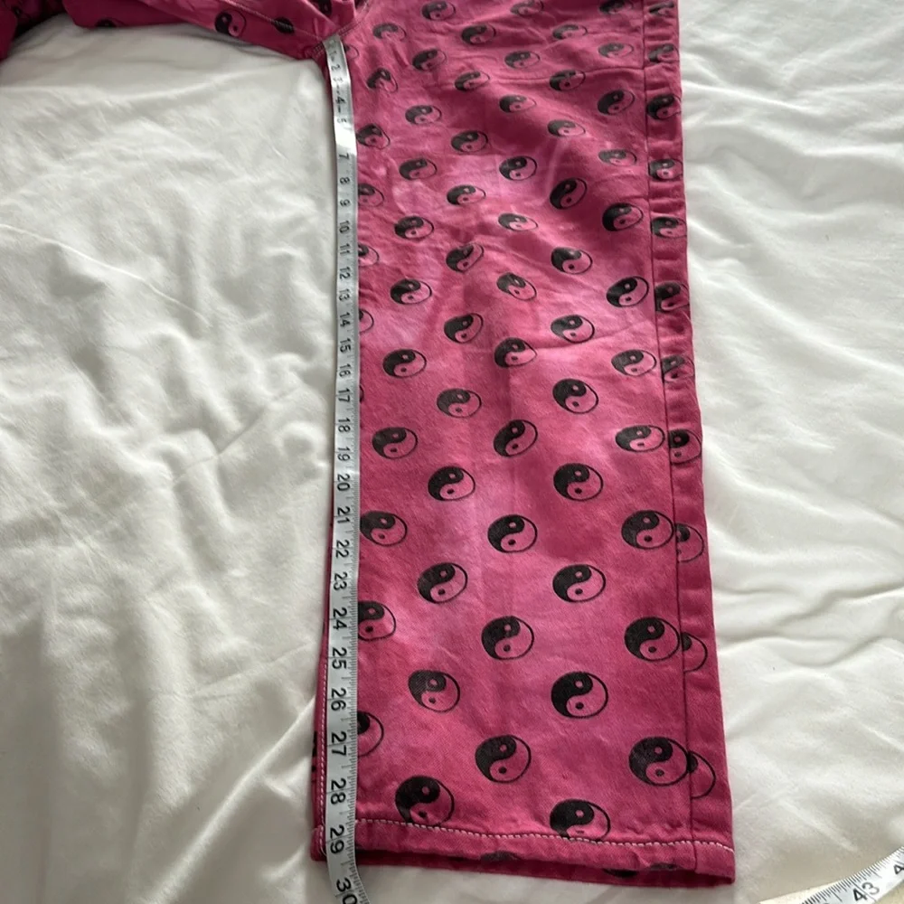 Princess Polly Pink Yin Yang Print Jeans Size 10 Women’s - Picture 13 of 15